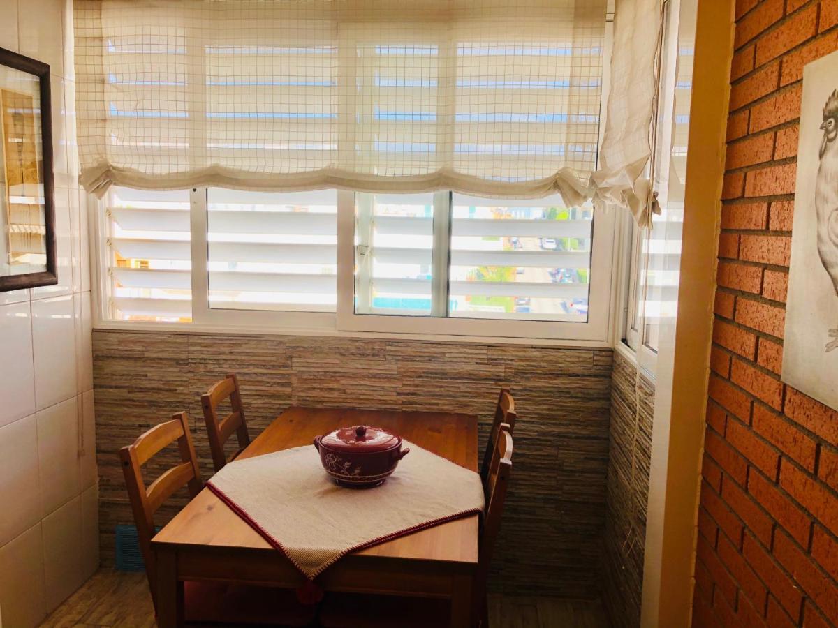 Apartamento Con Terraza Y Piscina En Мальграт-де-Мар Экстерьер фото